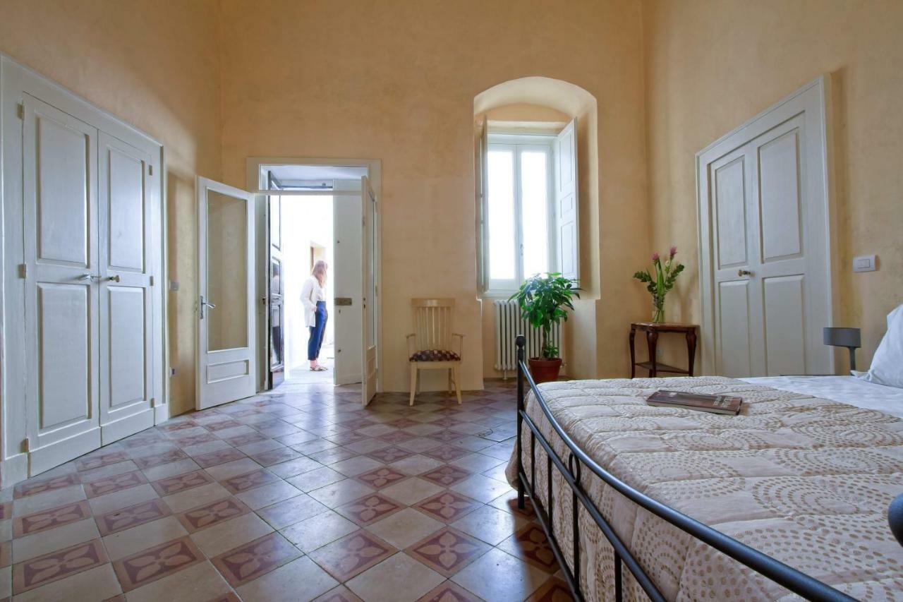 Palazzo Cariddi Panzió Nardò Kültér fotó