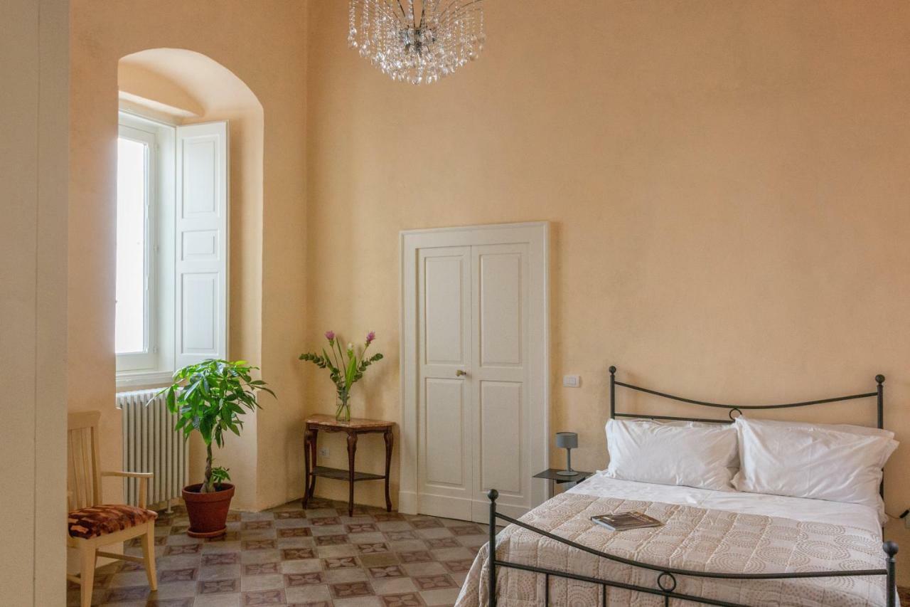 Palazzo Cariddi Panzió Nardò Kültér fotó