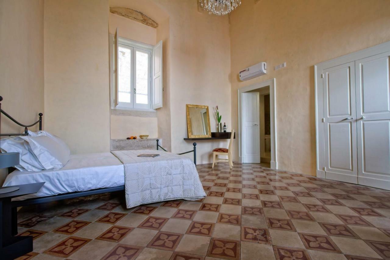 Palazzo Cariddi Panzió Nardò Kültér fotó