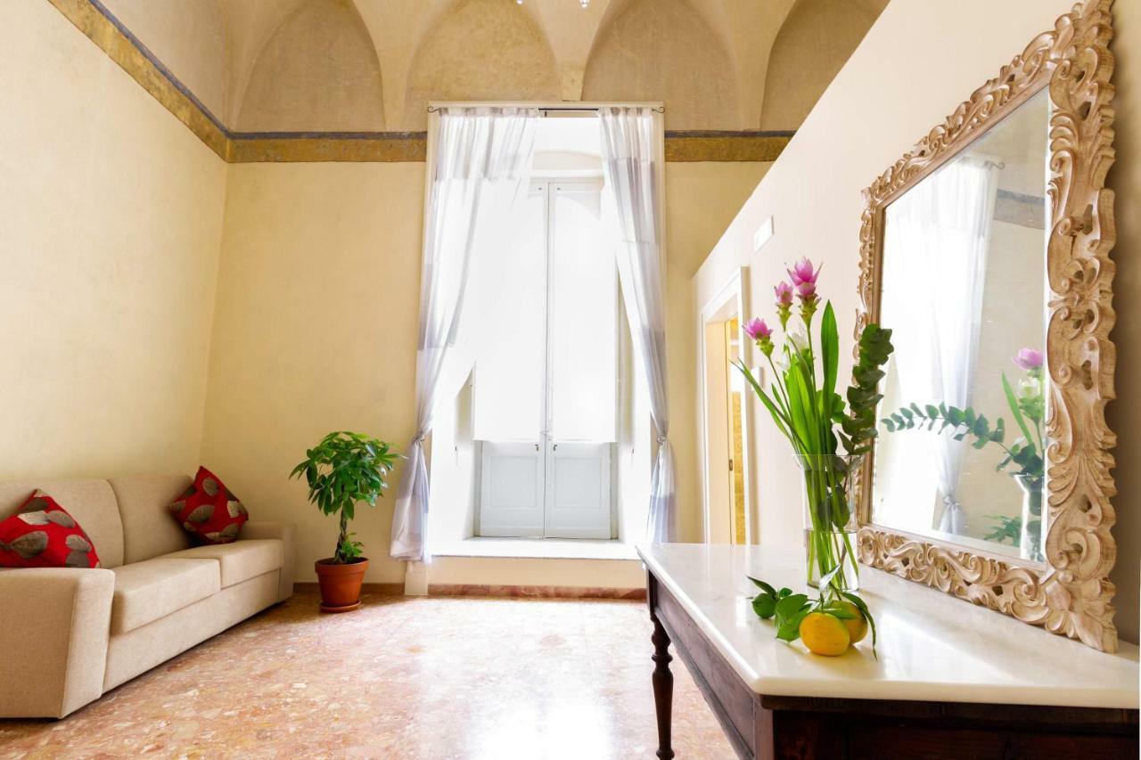 Palazzo Cariddi Panzió Nardò Kültér fotó