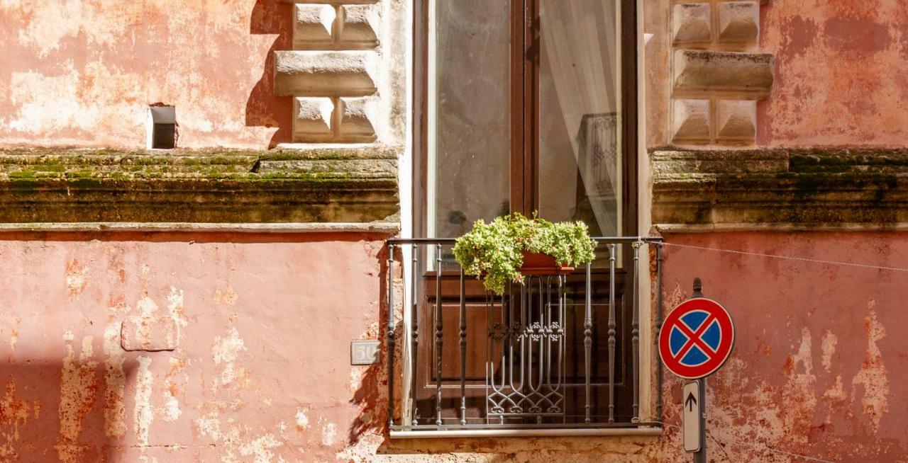 Palazzo Cariddi Panzió Nardò Kültér fotó